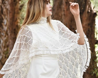 White Lace Wedding Cape, Lace Bridal Cape with Fringe Trim, Wedding Shawl, Boho Style Poncho, Bridal Cover Up, White Bolero, Bridal Cape