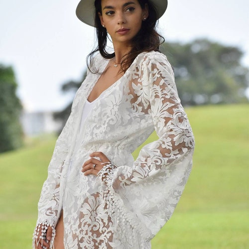 White Lace Bridal Robe With Bell 