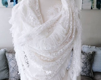 White Lace Wedding Shawl, Lace Bridal Cape with Fringe Trim, Wedding Shawl, Boho Style Poncho, Bridal Cover Up, White Bolero, Bridal Cape