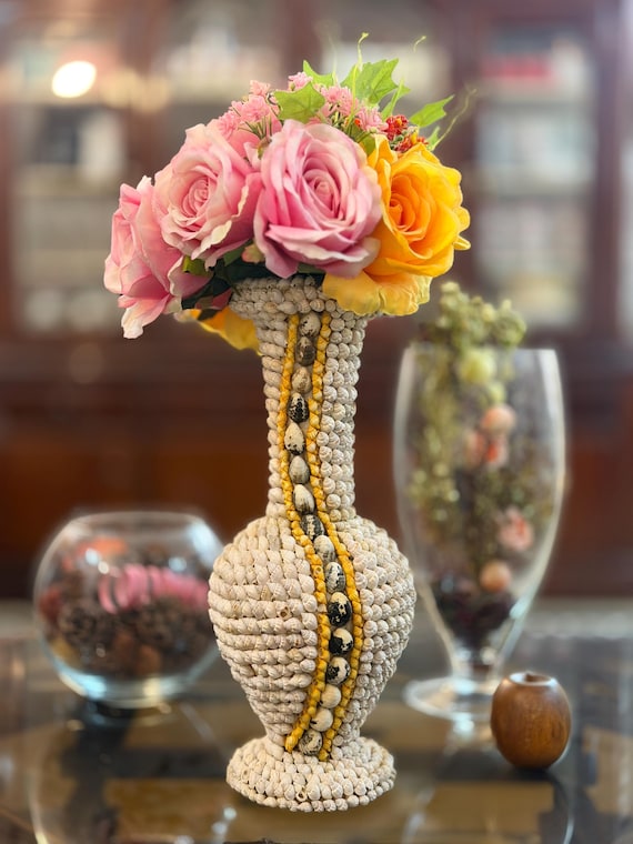 Handmade Seashell Table Vase Unique Coastal Home Decor.(5.73x3.1)