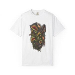 Venus Flytrap Illustration T-Shirt | Carnivorous Plant Graphic Tee