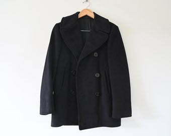 1967 US Navy Pea Coat Jacket Wool Kersey Size 34 | 8 Buttons, Corduroy Hand Warmer Pockets, Double Line of Stitching on Sleeve Cuffs