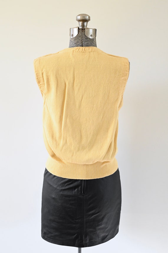 Carroll Reed Yellow Button Front Sweater Vest w/ … - image 8