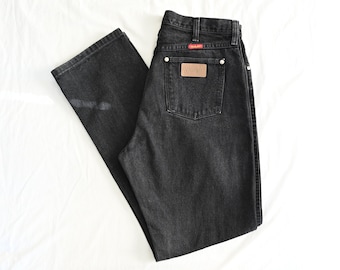 1980s-90s Wrangler Black Cowboy Cut Jeans Size 15 x 34 | Made in USA