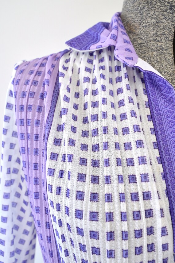 1970s Hal Ferman Purple White Semi-Sheer Belted S… - image 3