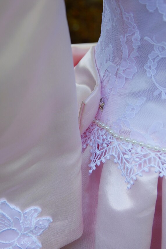 Vintage Pale Pink Wedding Dress with Lace Detaili… - image 4