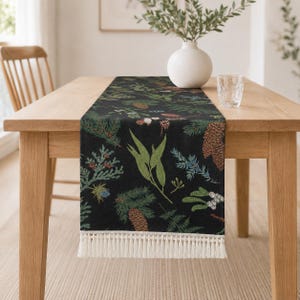 Vintage American Botanical Table Runner with Tassels, Pinecone & Hazelnut Print Table Decor, Farmhouse Dining Decor