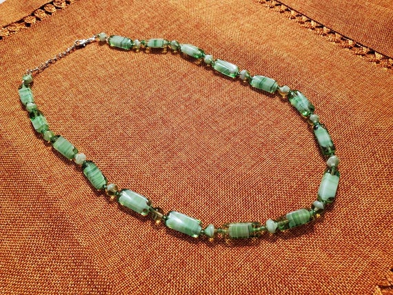 Vintage Green Glass Beaded Necklace - image 2