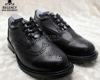 Handgefertigte schwarze Wingtip-Brogue-Oxford-Schuhe, formelles Herren-Hochzeitskleid aus Leder