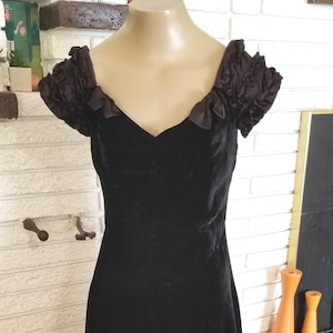 Robe de soirée en velours noir et satin des années 80 ! Taille 12/M