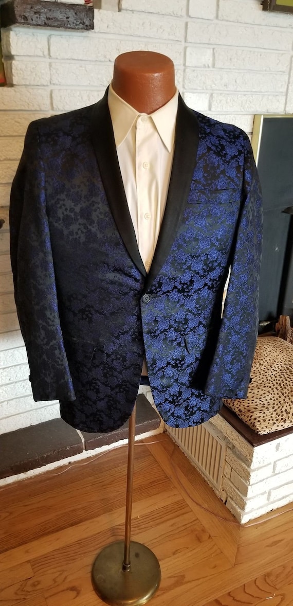 1960's Men's Navy Silk Rose Tuxedo Jacket! Size Sm