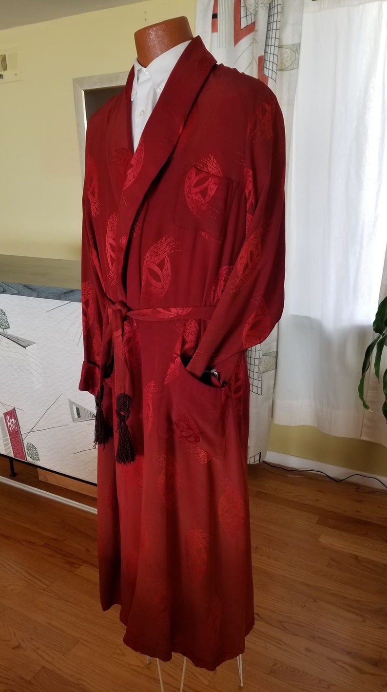 1940/'s Men/'s Raspberry Robe!! New!