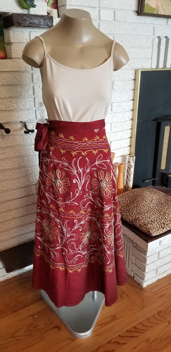 Beautiful Wrap Around Linen Skirt!! Sz M/L