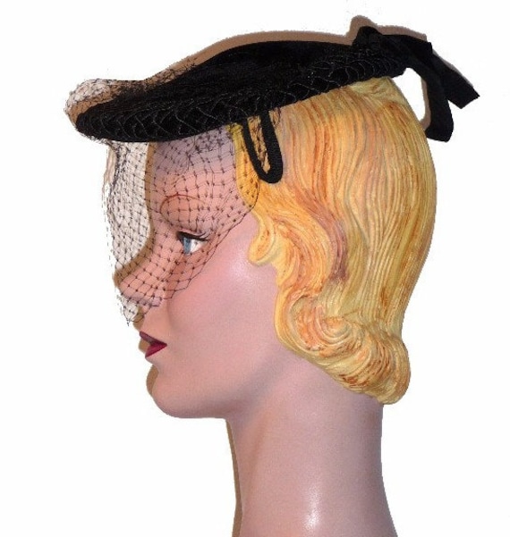 1950's Black Velvet Cocktail Hat with netting! - image 3