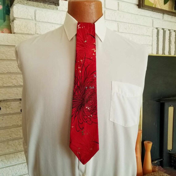 NEW!! Retro 1960's Red Silk Brocade Tie with Whim… - image 1