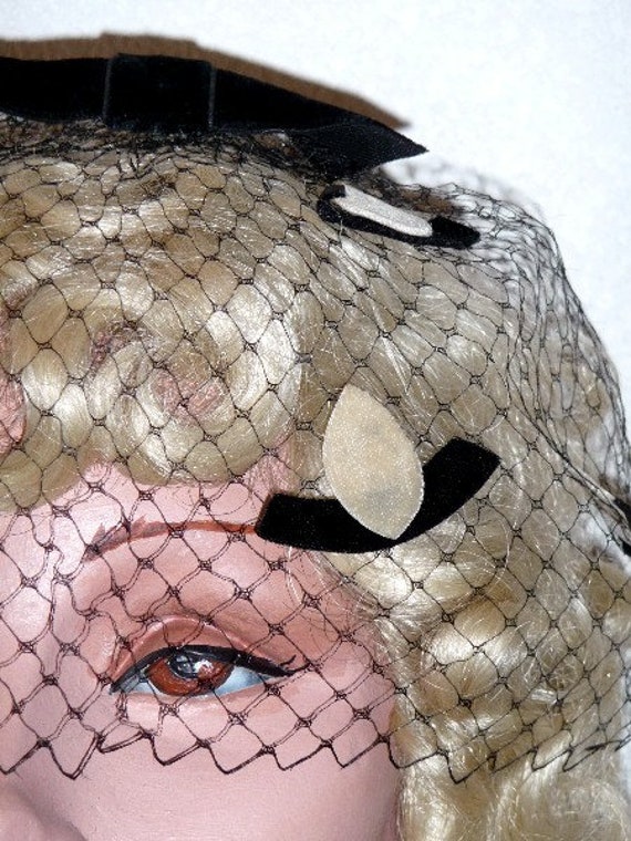 1950's Netted Cocktail Cap!! - image 2