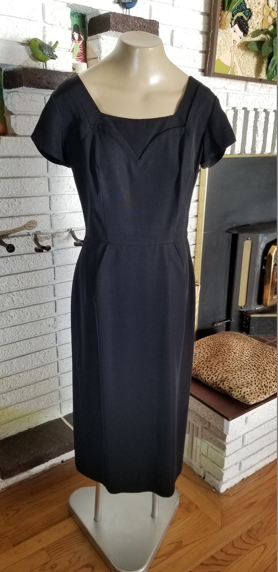 1950s Black Rayon File Dinner Dress!! Size 12/14