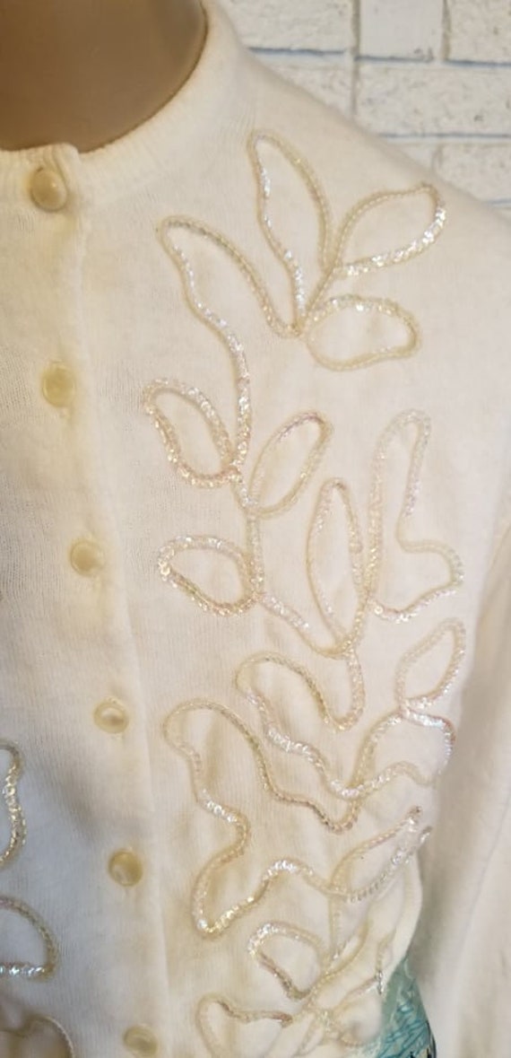 1960's Cream Long Sleeve Sequin Sweater! Size 10/… - image 2