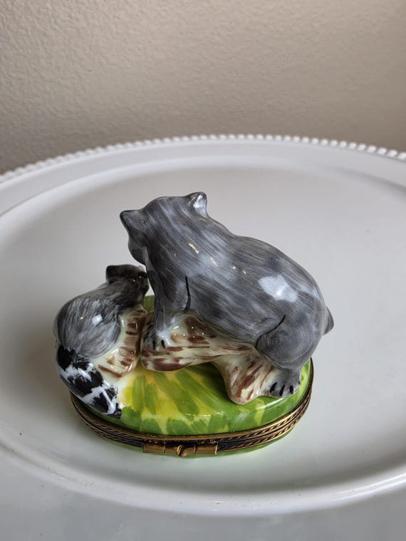 Vintage Limoges Racoon Porcelain Trinket Box Elda Creations Stamped Collectible View 4