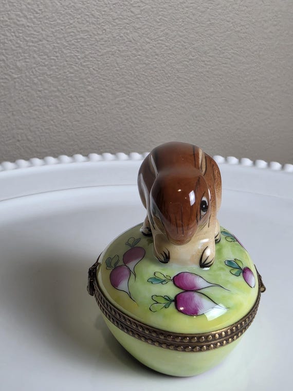 Vintage Limoges Porcelain Bunny Trinket Box
