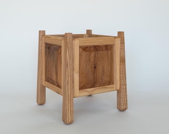 Soporte para plantas de fresno y sicomoro, macetero de madera bicolor para maceta de 20 cm, hecho a mano.