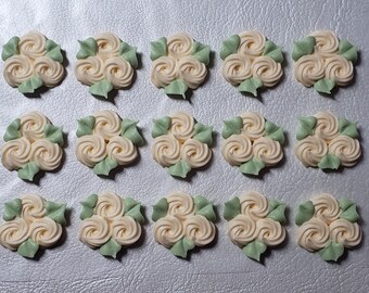 Royal icing flowers for cookie decorating, 15 groups of 3 swirl roses with leaves, ivory, cream