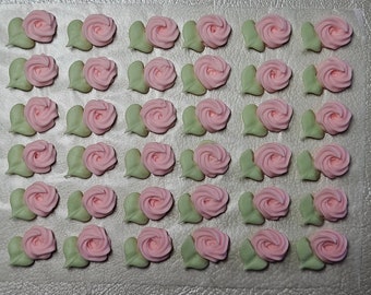 Royal icing flowers for cookie decorating, swirl roses with leaves, pastel pink