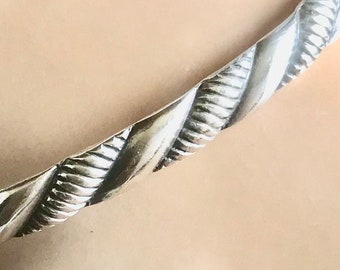 Antique Beau 925 Sterling Silver Cable Art Nouveau Patterned Bangle Bracelet Stackable 40s Jewelry