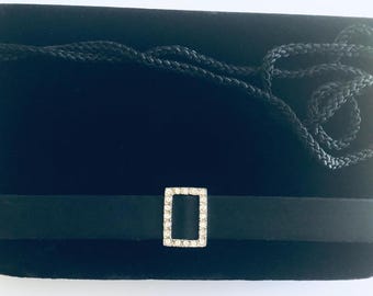 Hilliard & Hanson Black Velvet Purse: Women's Satin-Lined Evening Bag