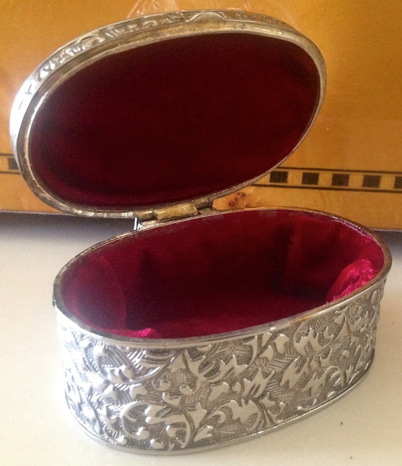 Vintage Silver Plated Hinged Jewelry Box, Trinket… - image 5