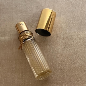 Vintage Jean d' Albret Empty Perfume Bottle with Gold Cap & Original Neck Cord Fluted Glass Ribbed Atomizer Column Mid Century French Vanity