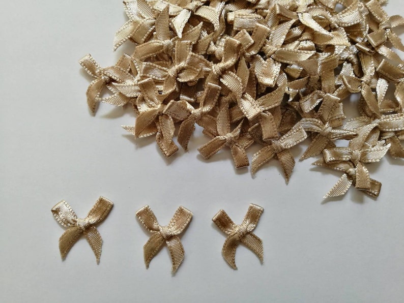 Tiny Appliques 4mm miniature 100 bows Burly Wood mini satin bows