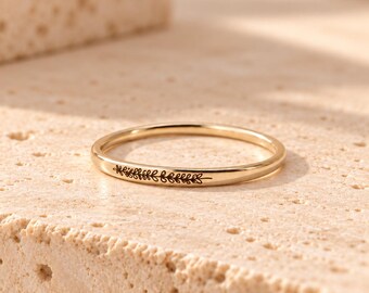 Dainty Engraved Birth Flower Ring, Personalized Birth Month Ring, Minimalist Stackable Ring, Custom Floral Ring, Christmas Gift for Her