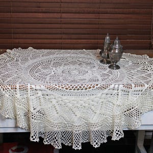 Vintage Round Crochet Tablecloth Doily - Christmas Table Cover