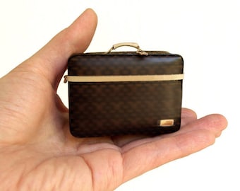 Dollhouse Miniature Handmade Suitcase Trunk Bag 1/6 