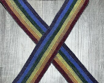 Linen Stripe  (a Striped Linen-Stitch Scarf)