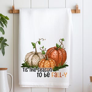 Fall Pumpkin Tea Towel, Pumpkin Kitchen Towel, Fall Flour Sack Towel, Thanksgiving Tea Towel, Pumpkin Bath Hand Towel, Housewarming Gift