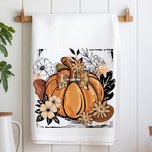 Pumpkin Tea Towel, Fall Kitchen Towel, Thanksgiving Tea Towel, Pumpkin Fall Kitchen Towel, Pumpkin Bath Hand Towel, Housewarming Gift