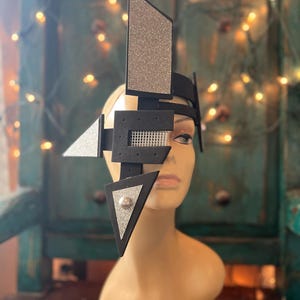 Muva  Futuristic cyborg headgear halo hat headpiece mask costume hat accessories
