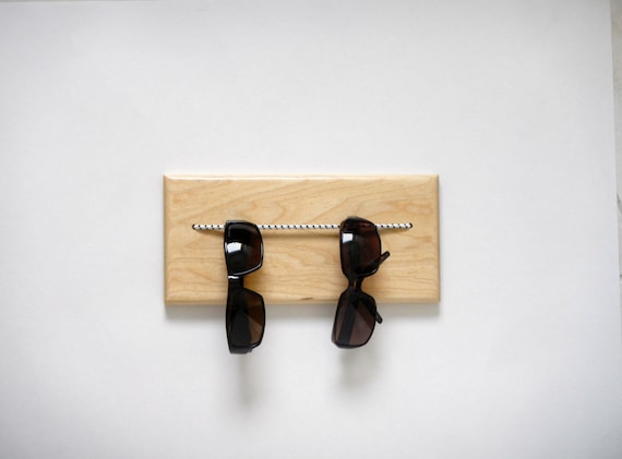 Sunglasses Bungee Organizer Wall Mounted Image 0