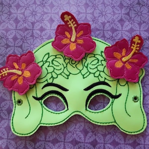Childs Mask - Aloha Spirit - Glow in the Dark vinyl