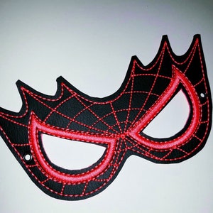 Child's Mask Spiderman Red Vinyl or Spider Gwen Black/neon pink Gwen