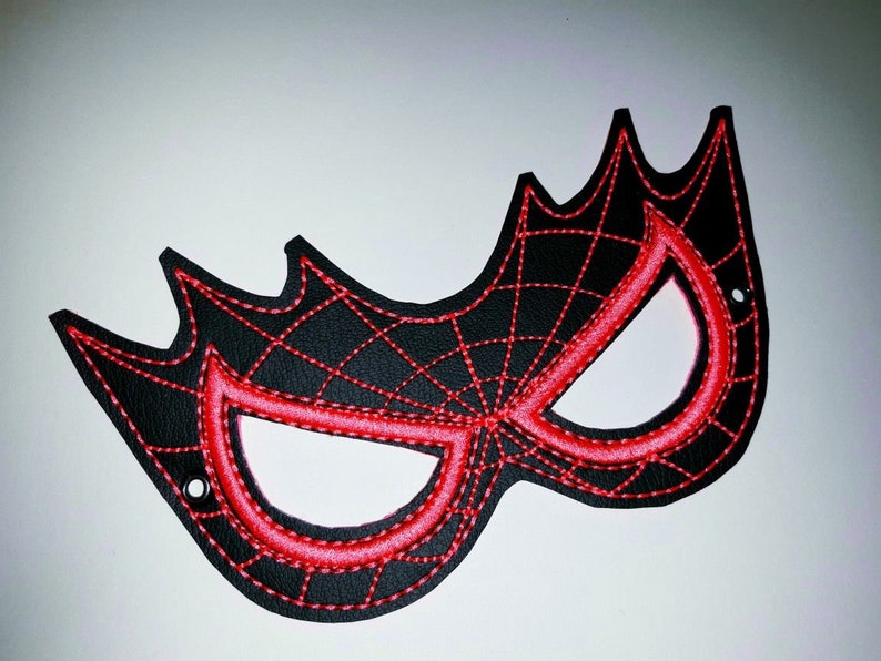 Child's Mask Spiderman Red Vinyl or Spider Gwen Black/neon pink Gwen