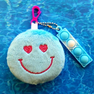 Heart eyes plush keychain