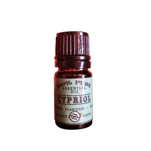Cypriol Essential Oil (Nagarmotha), Cyperus scariosus, India