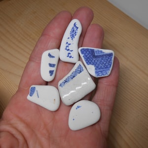 Sea pottery, white and blue pattern, 6 fantasy pieces beach pottery    L361
