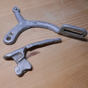 Beach metal find, collectible vintage aluminium parts 2 pieces  BF13