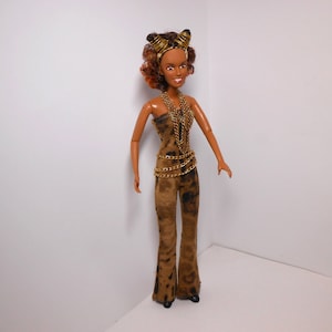 Spice girls on Tour Mel B. doll in hand made outfit Scary spice fashion doll