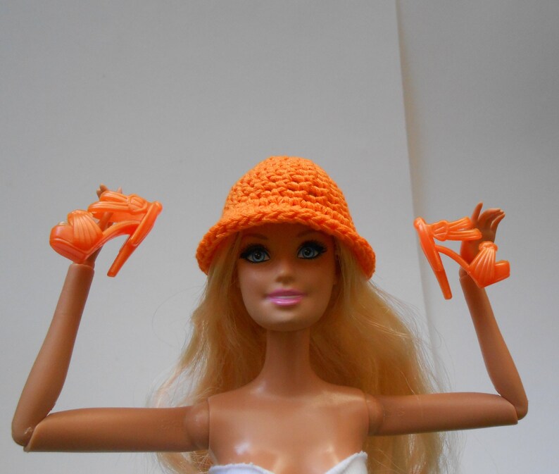 crochet barbie shoes