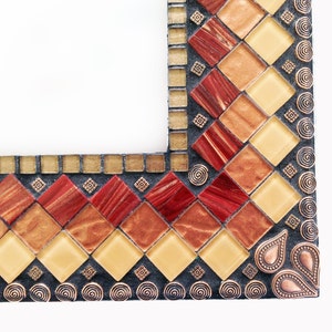 Espejo de pared de mosaico grande // Mosaico de medios mixtos // Decoración de pared geométrica // Espejo marrón, cobre, granate